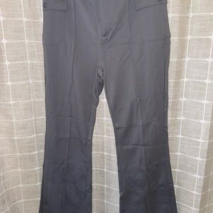 Halara High Waisted Button Front Flare Leggings w/ Pockets – Women’s L